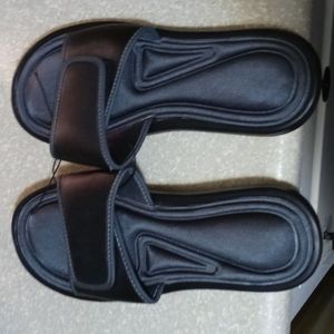 Memory foam slippers